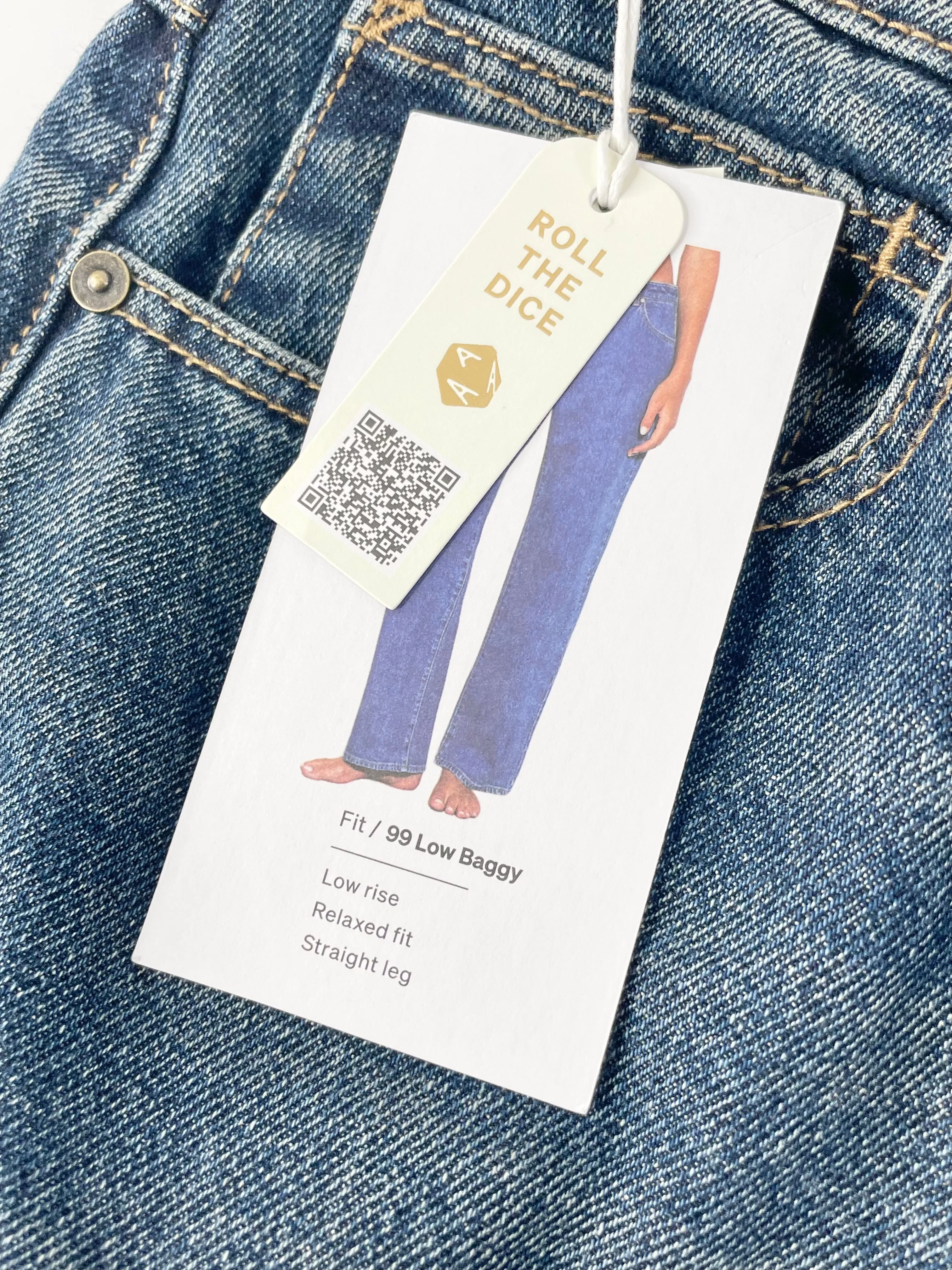 Abrand Blue 99 Low-Rise Baggy Jeans - AU14