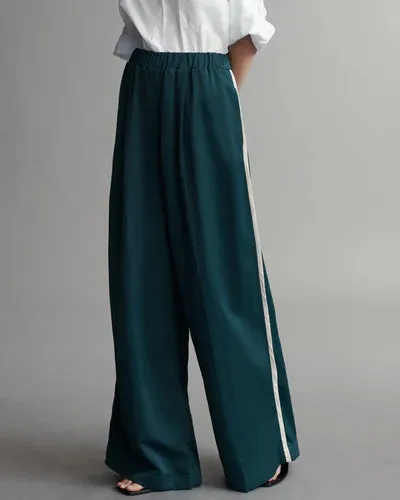 Eva Pant with Bias Trim