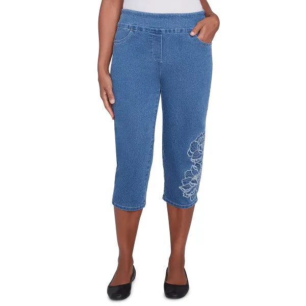 Free Spirit Superstretch Denim Floral Applique Capri