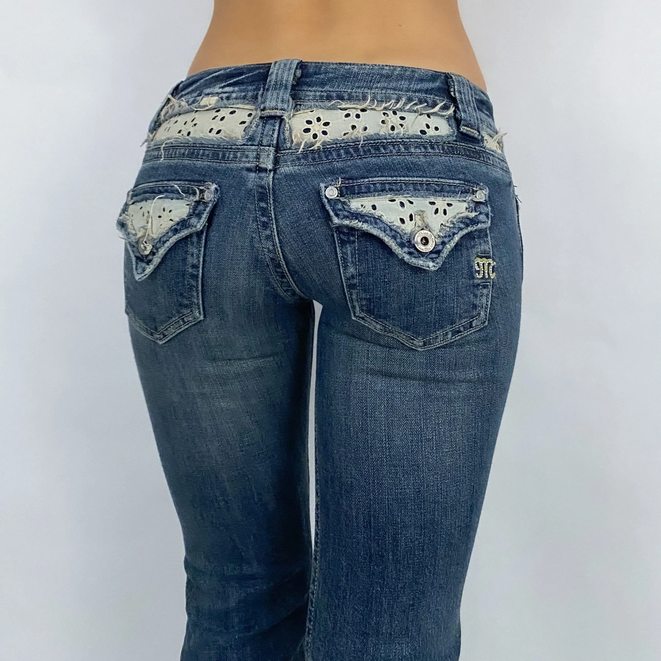 Miss Me Eyelet Jeans - XS/25