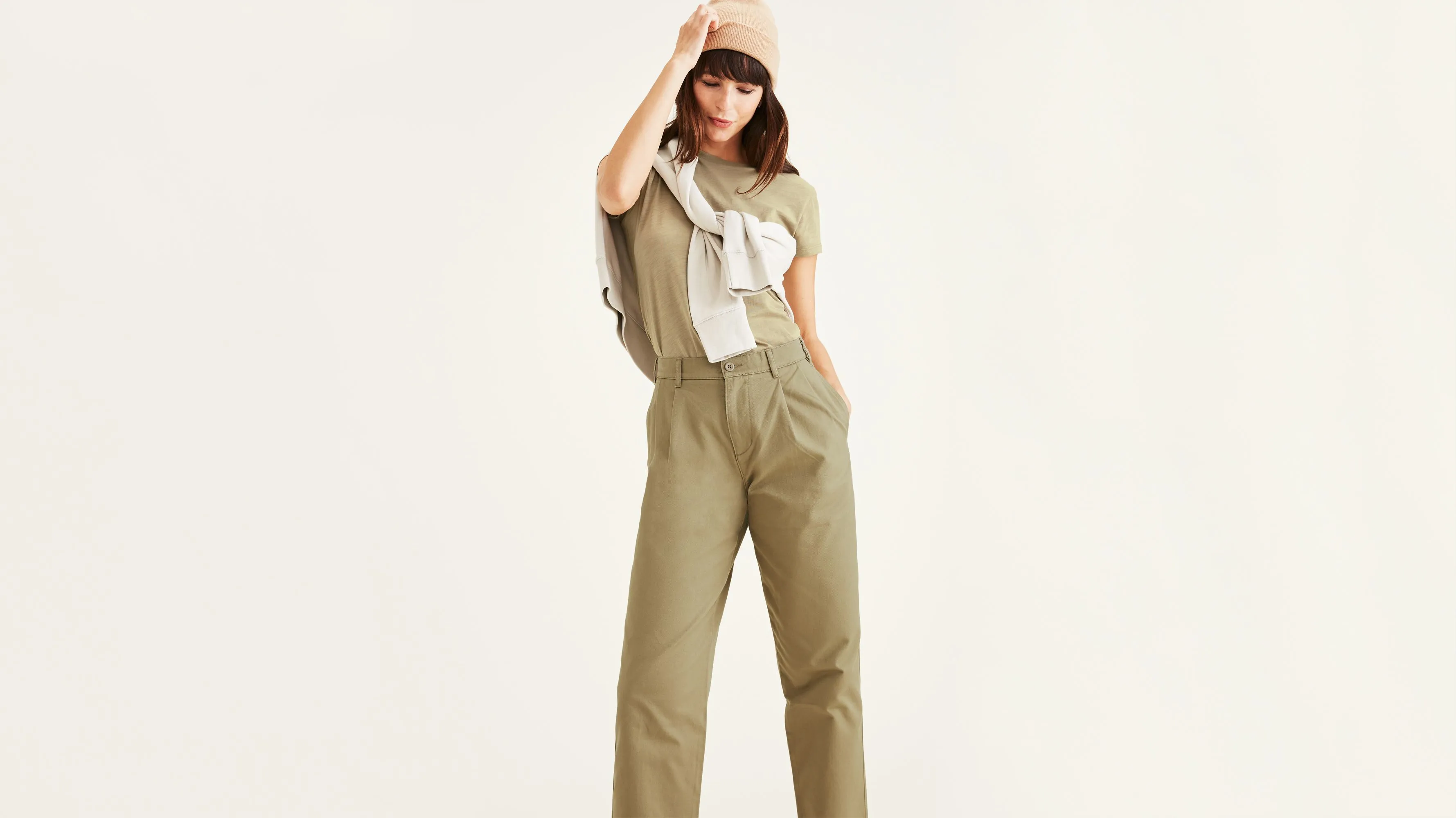 Original Khakis, Pleated, High Waisted Tapered Fit