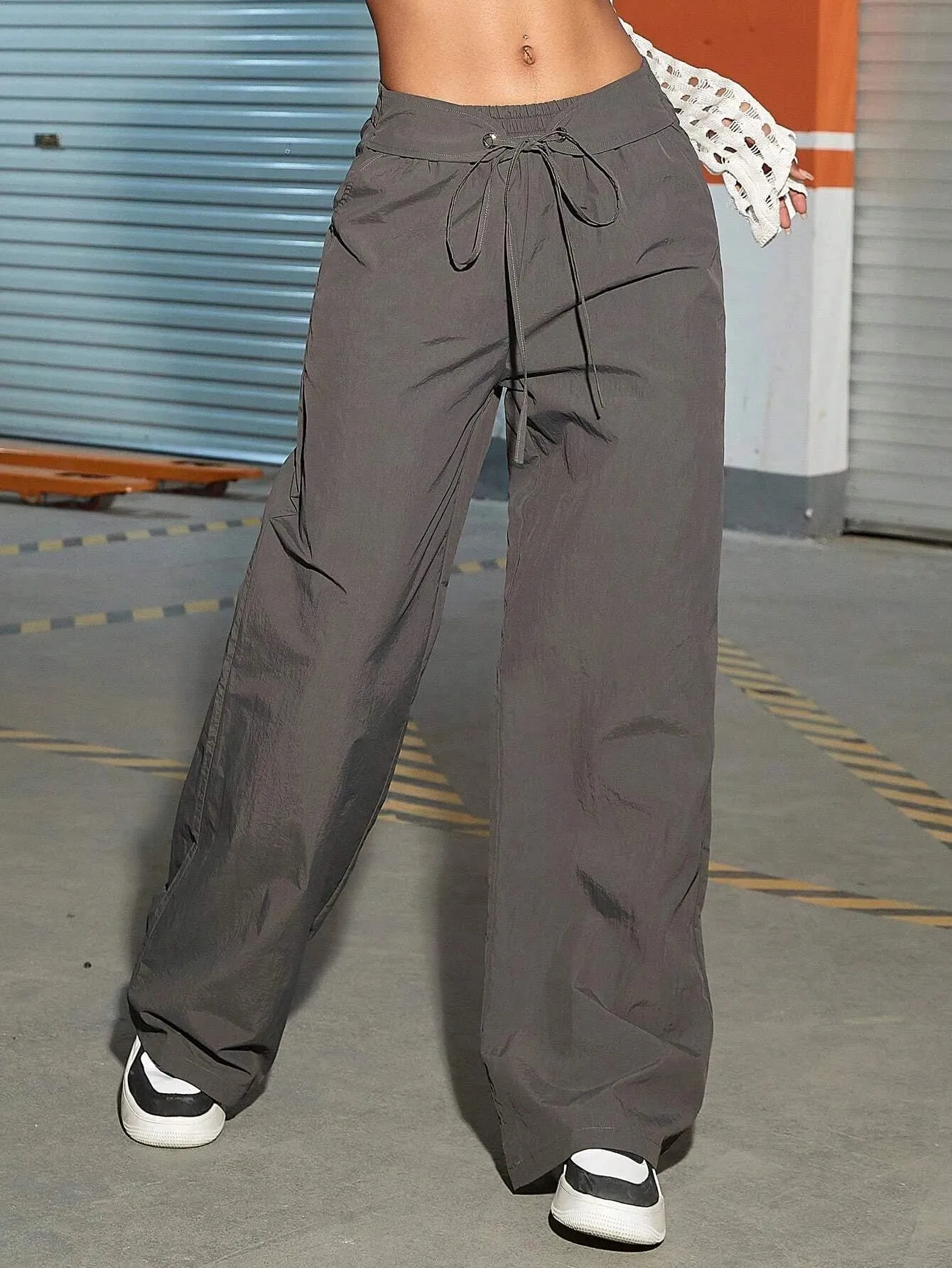 Pocket Drawstring Waist Cargo Pant
