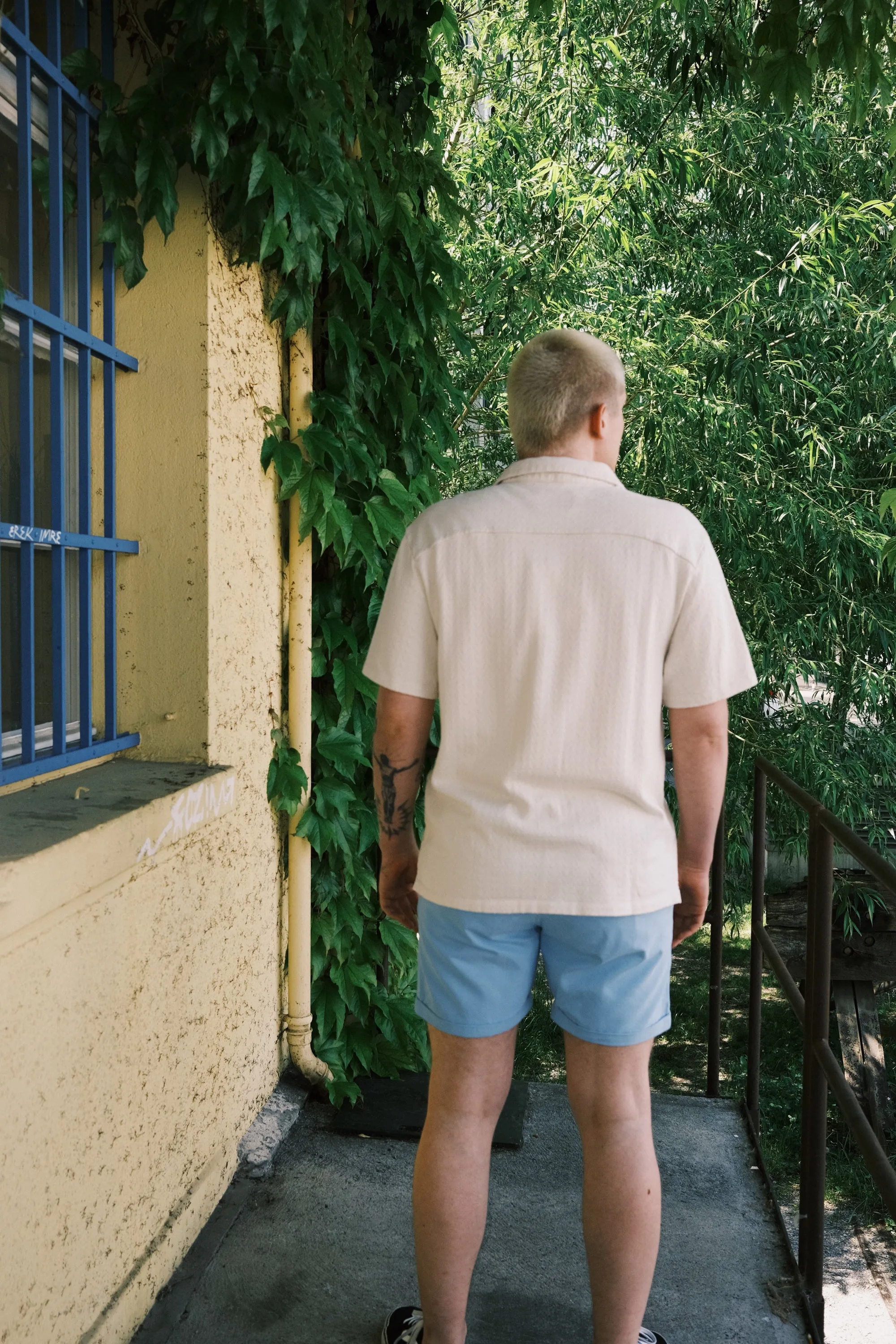 unisex shorts - rishi - light blue summit